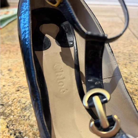 Chloe Black and Gold Heels - Picture 5 of 5